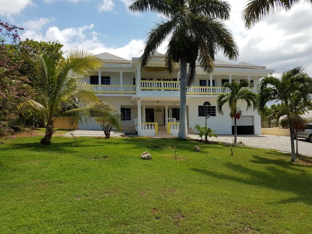 Coral Gardens Villa Montego Bay Exterior photo